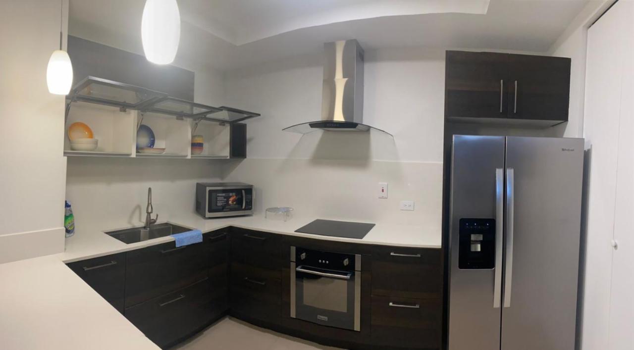 Parkhurst 1 Apartment Kingston Luaran gambar